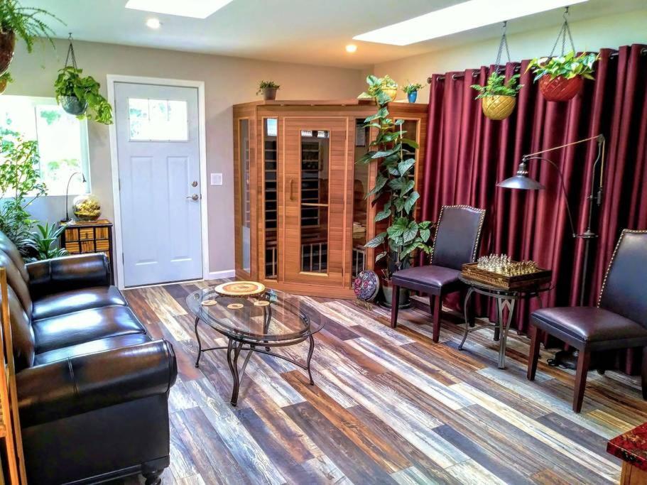 Sauna & Steam Larch Avenue Getaway Villa Port Angeles Exterior photo